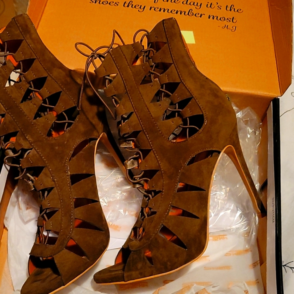 Beautiful Olive colored strappy heels